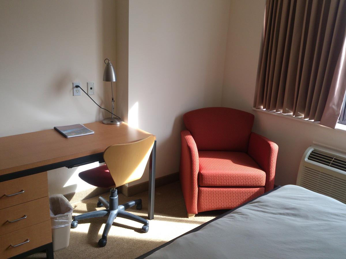 University Inn - thumb 42