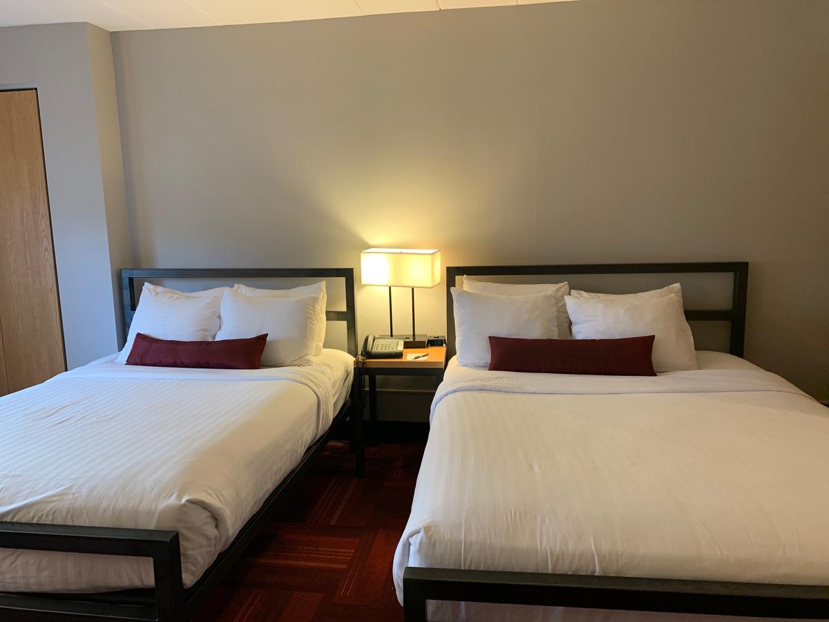 University Inn - thumb 13