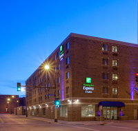 Holiday Inn Express Hotel  Suites Minneapolis-Downtown Convention Center - Accommodation Los Angeles