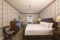 Booking Red-wing Accommodation Los Angeles