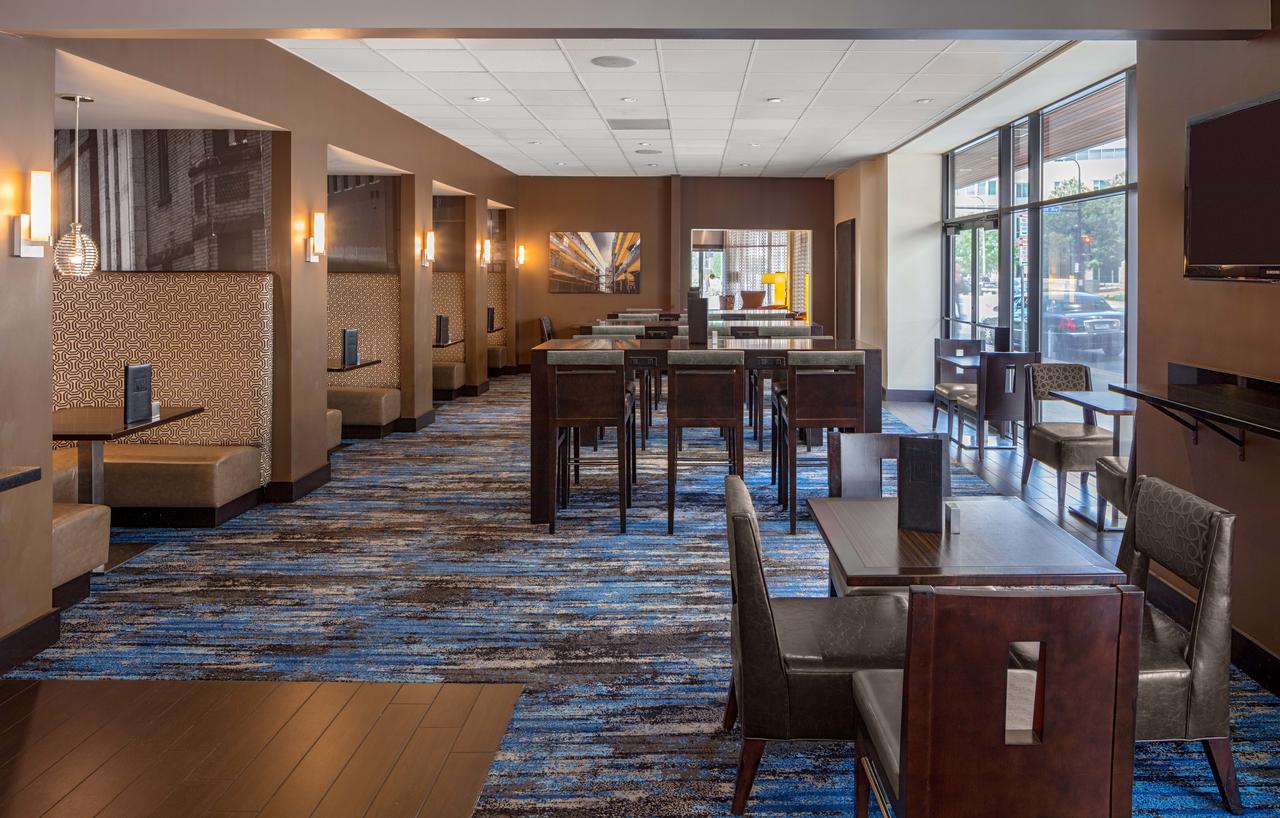 DoubleTree Suites By Hilton Minneapolis - thumb 8