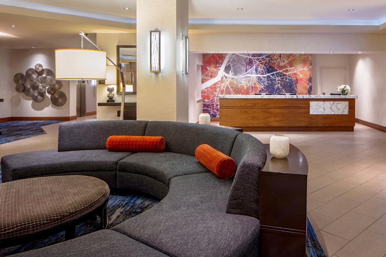 DoubleTree Suites By Hilton Minneapolis - thumb 16