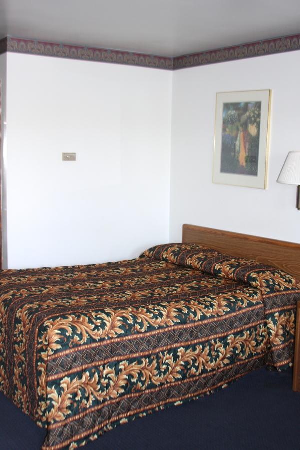 Viking Jr. Motel - thumb 27