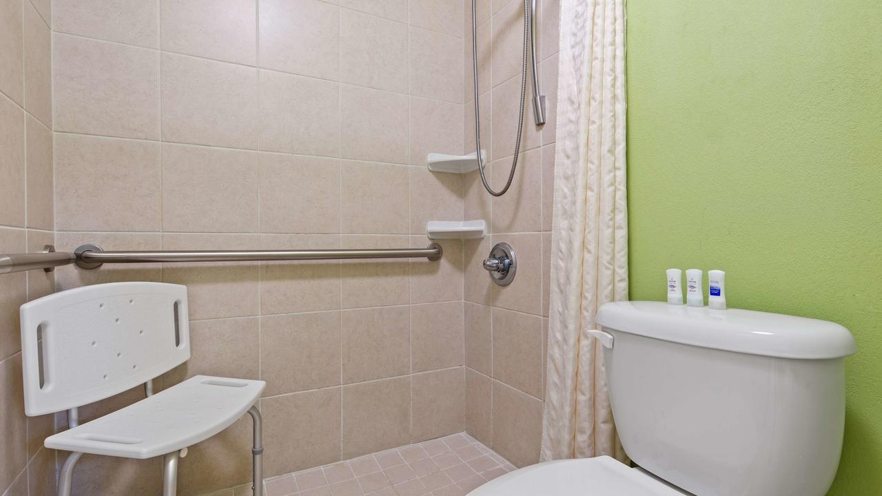Best Western Seaway Inn - thumb 42