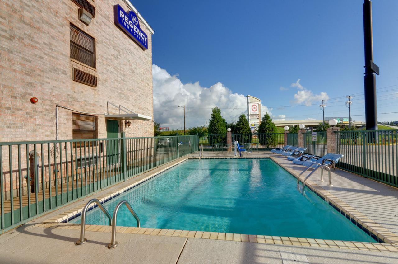 Regency Inn & Suites Biloxi - thumb 9