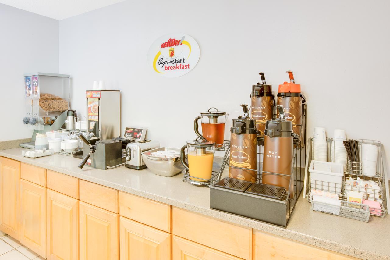 Super 8 By Wyndham Diberville Biloxi Area - thumb 6