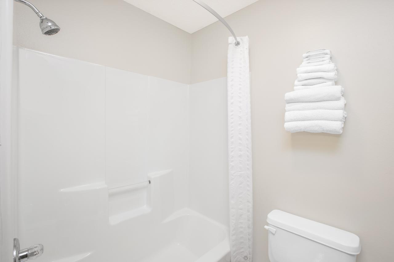 Super 8 By Wyndham Bethany MO - thumb 16