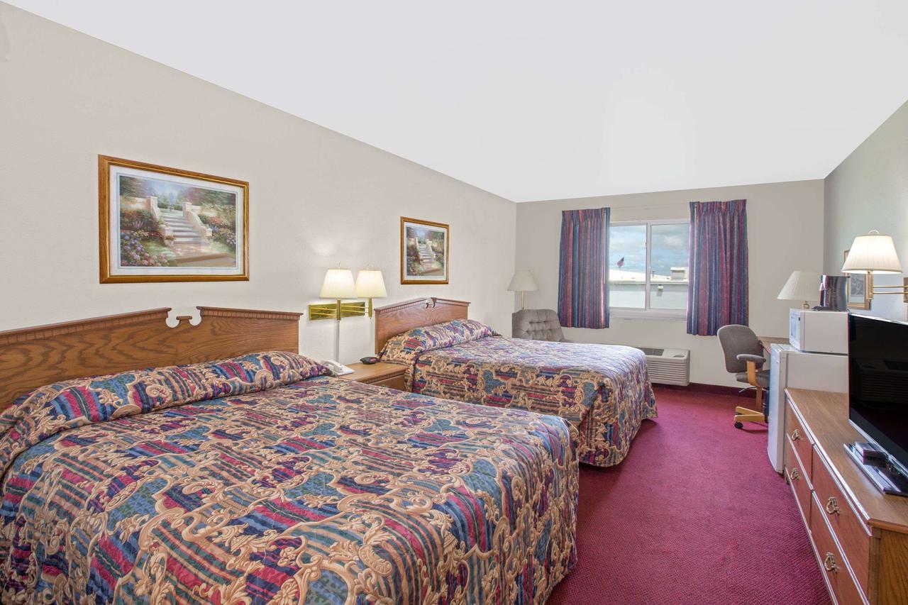 Super 8 By Wyndham Bethany MO - thumb 35