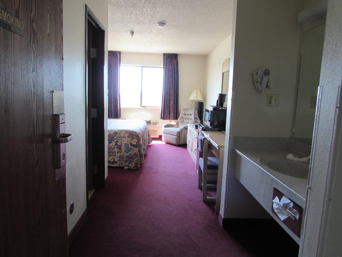 Super 8 By Wyndham Bethany MO - thumb 1