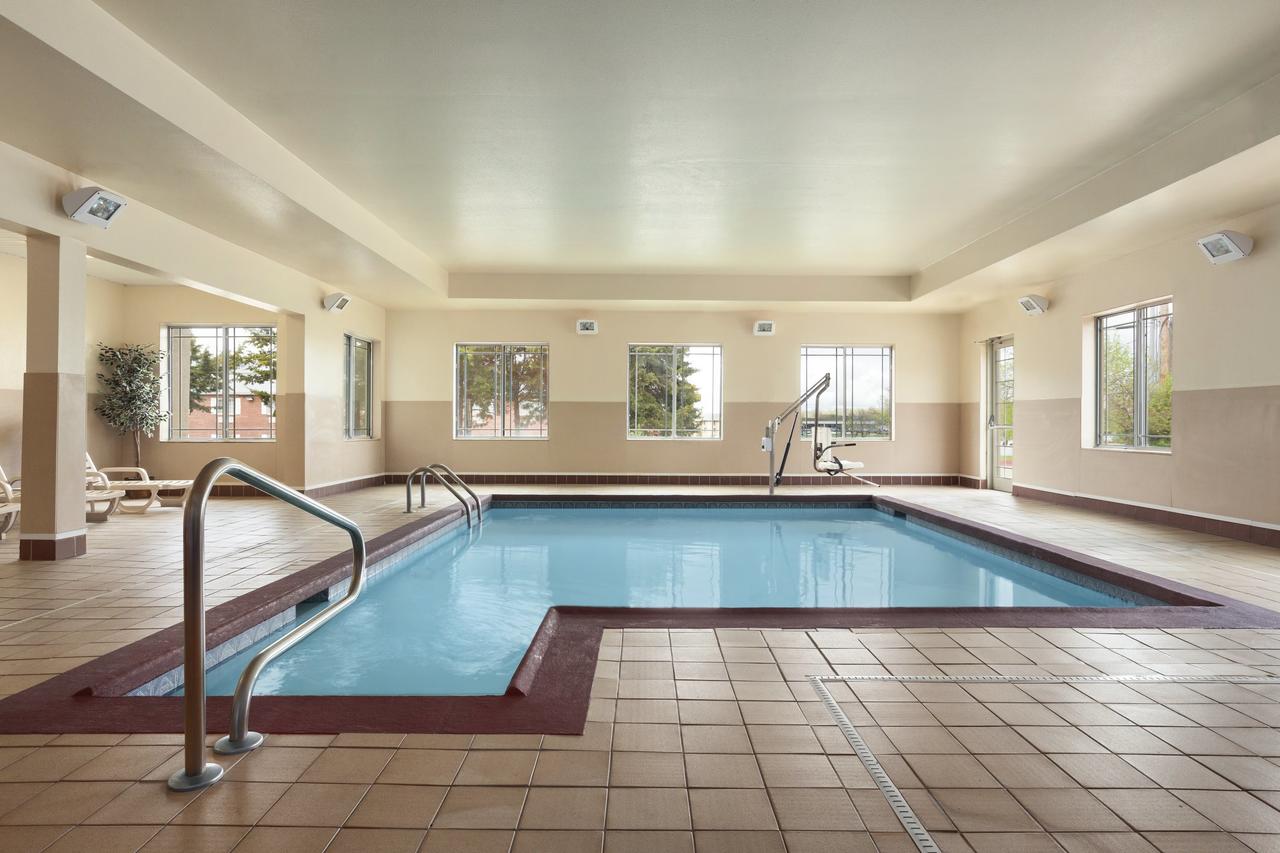 Country Inn & Suites By Radisson, Columbia, MO - thumb 12
