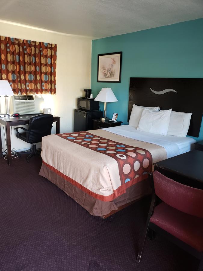 American Inn - thumb 3