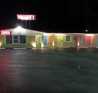 Laci's Country Inn - Knob Noster - Accommodation Los Angeles