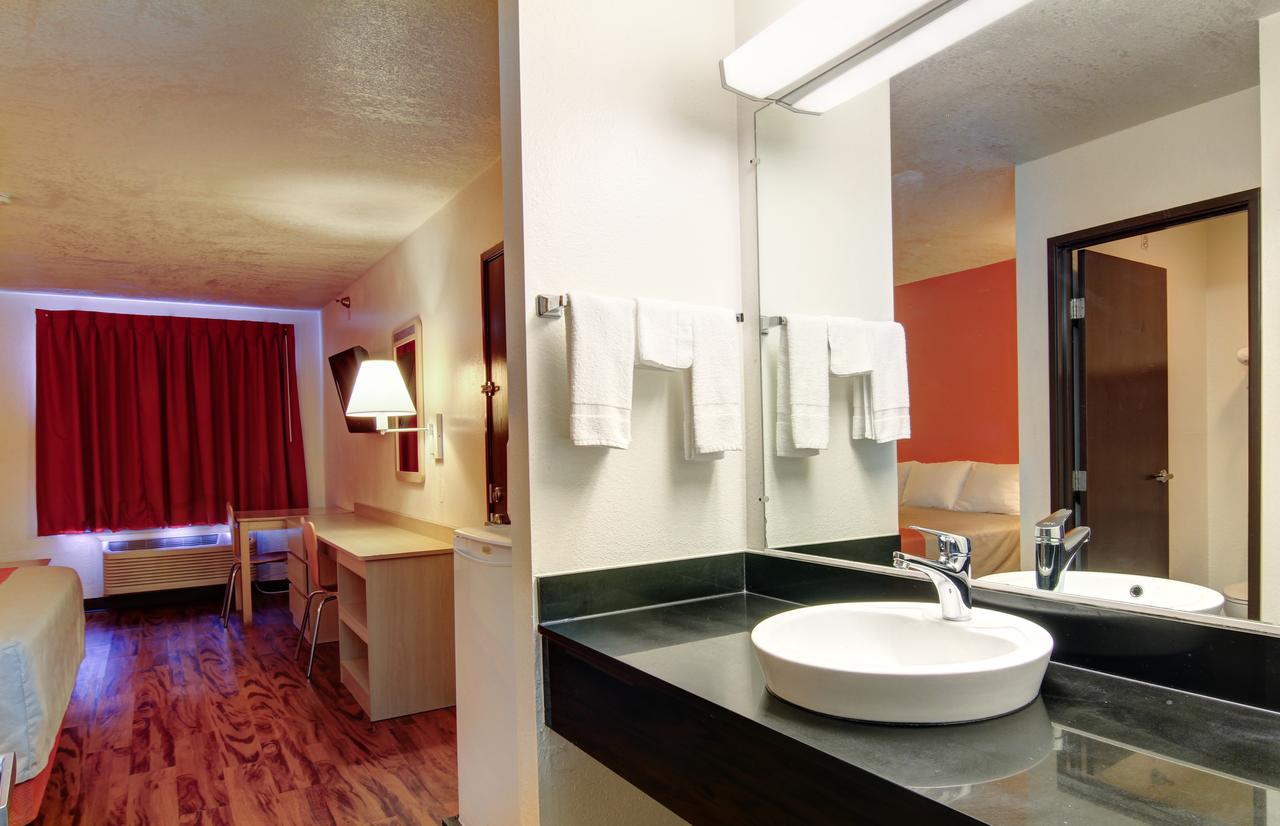 Motel 6 - Columbia - thumb 21
