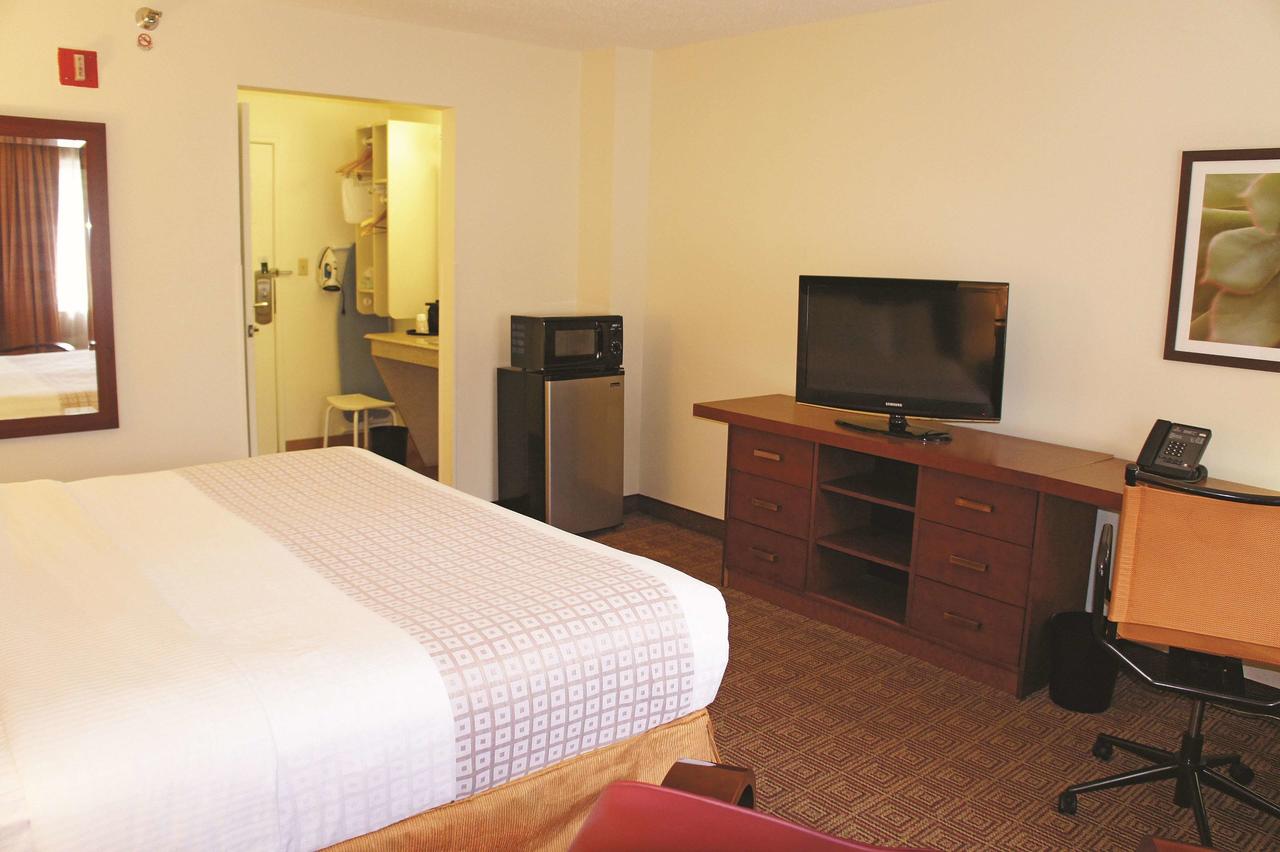 La Quinta By Wyndham Columbia - thumb 3