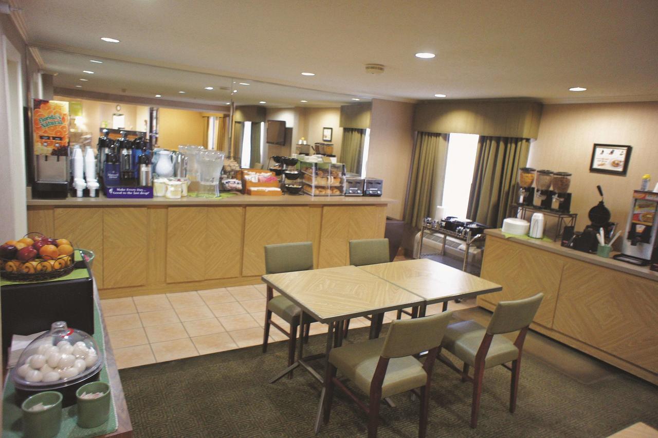 La Quinta By Wyndham Columbia - thumb 12