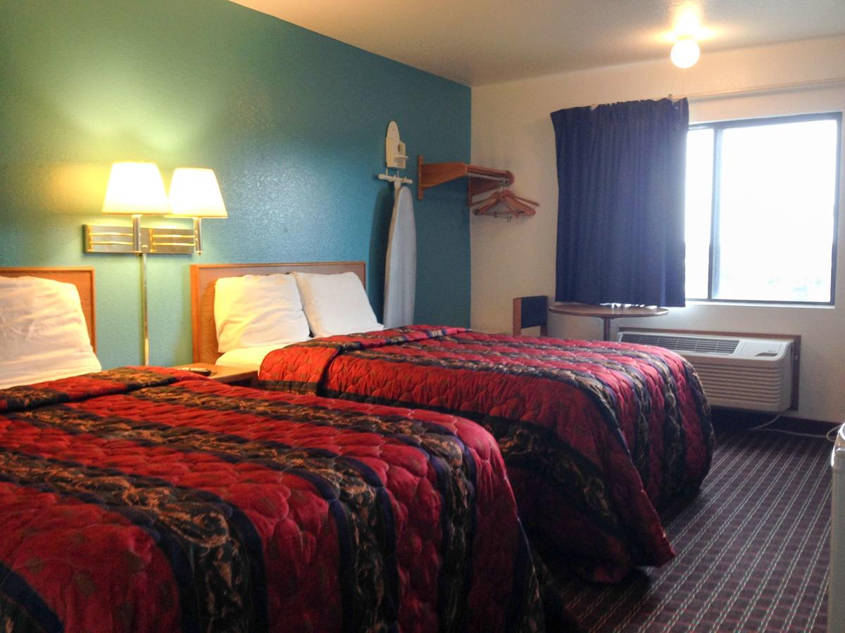 Motel 6 Hotel State Fair - thumb 16
