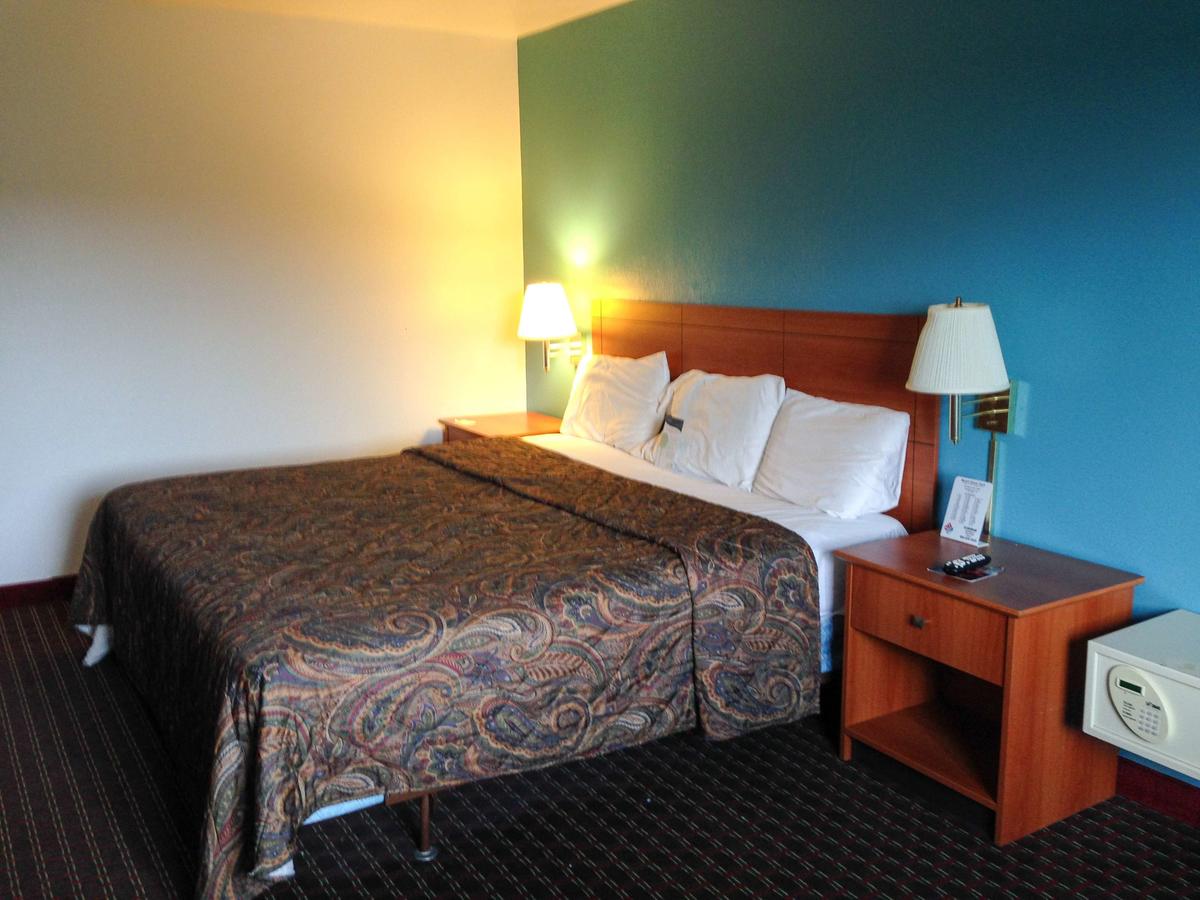 Motel 6 Hotel State Fair - thumb 26
