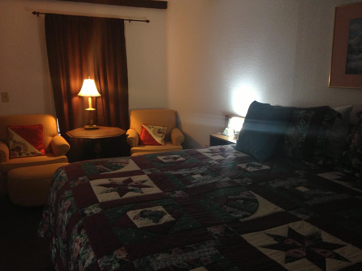 Rustic Motel Rolla - thumb 12