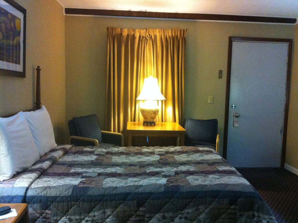Rustic Motel Rolla - thumb 16