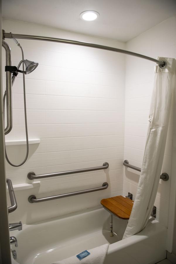 Holiday Inn Express Hotel & Suites Sedalia - thumb 13