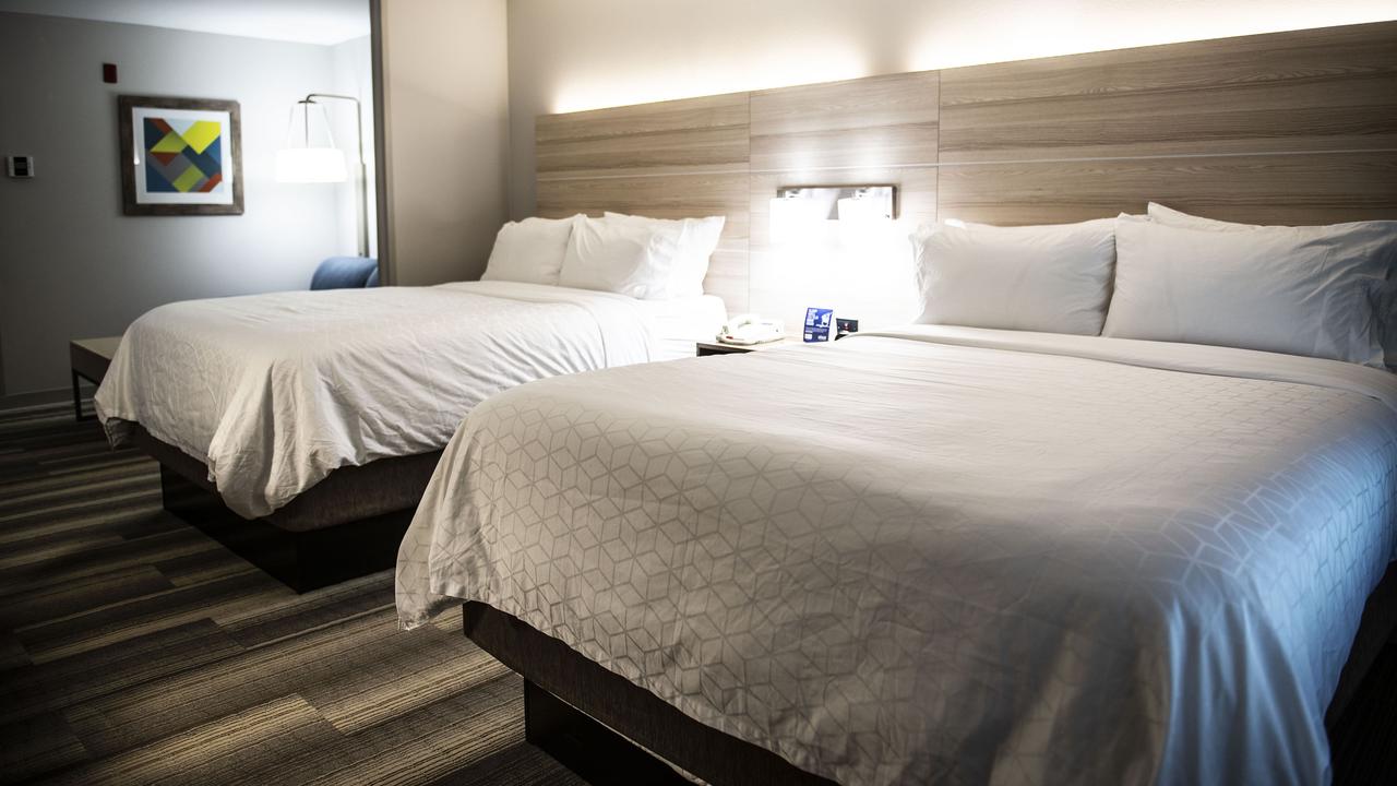 Holiday Inn Express Hotel & Suites Sedalia - thumb 18