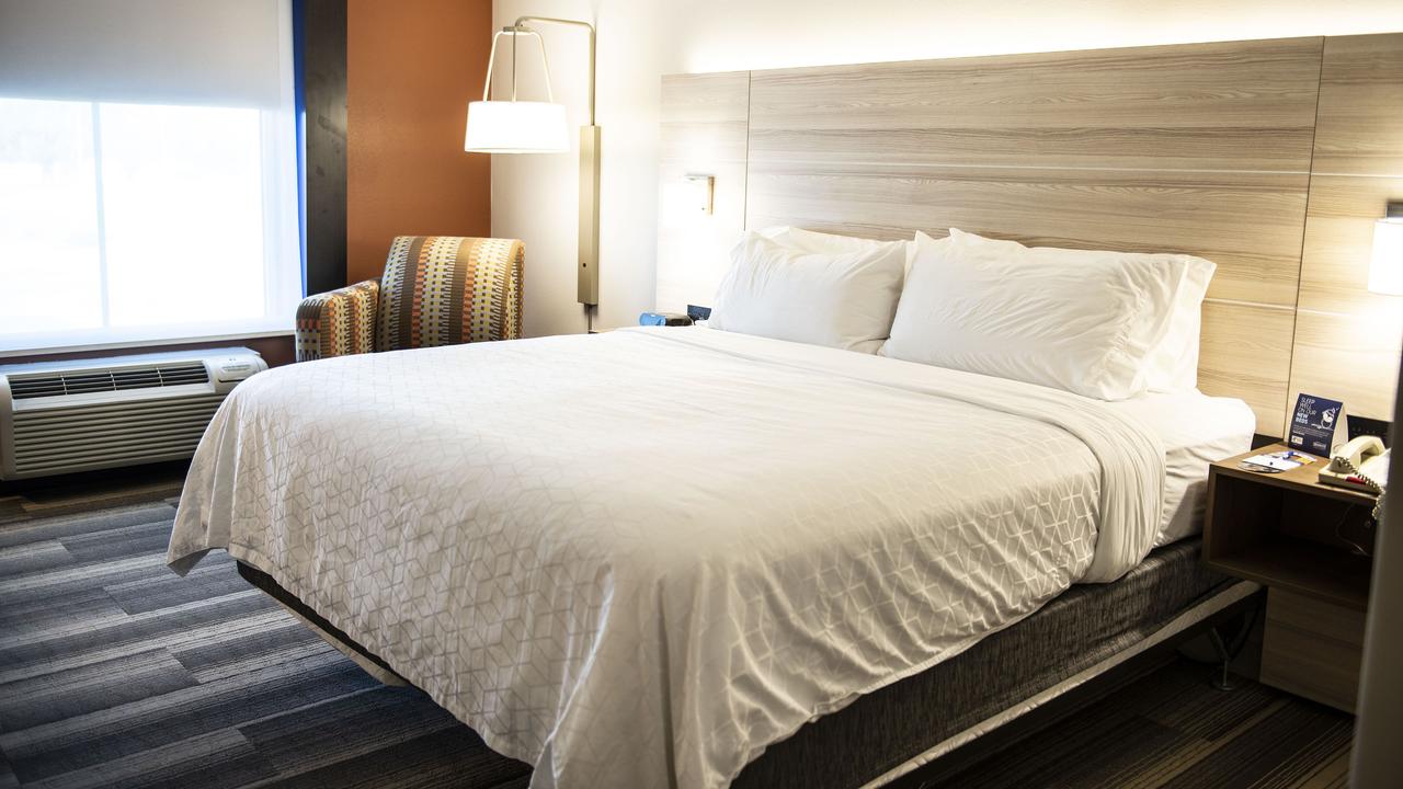 Holiday Inn Express Hotel & Suites Sedalia - thumb 1
