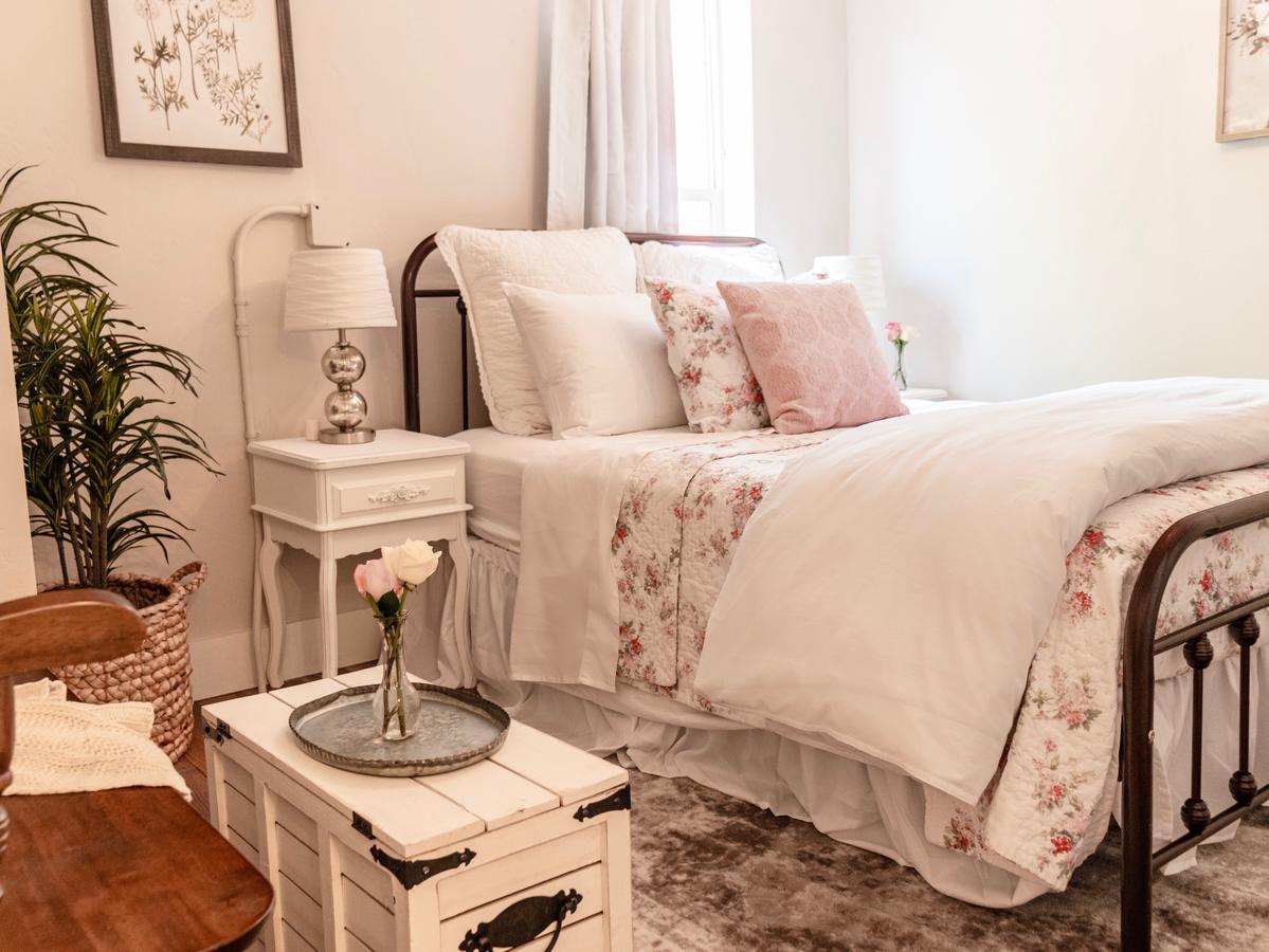 The Farmhouse Inn & Kitchen, 2 Blocks From Downtown Whitefish, Montana - thumb 15