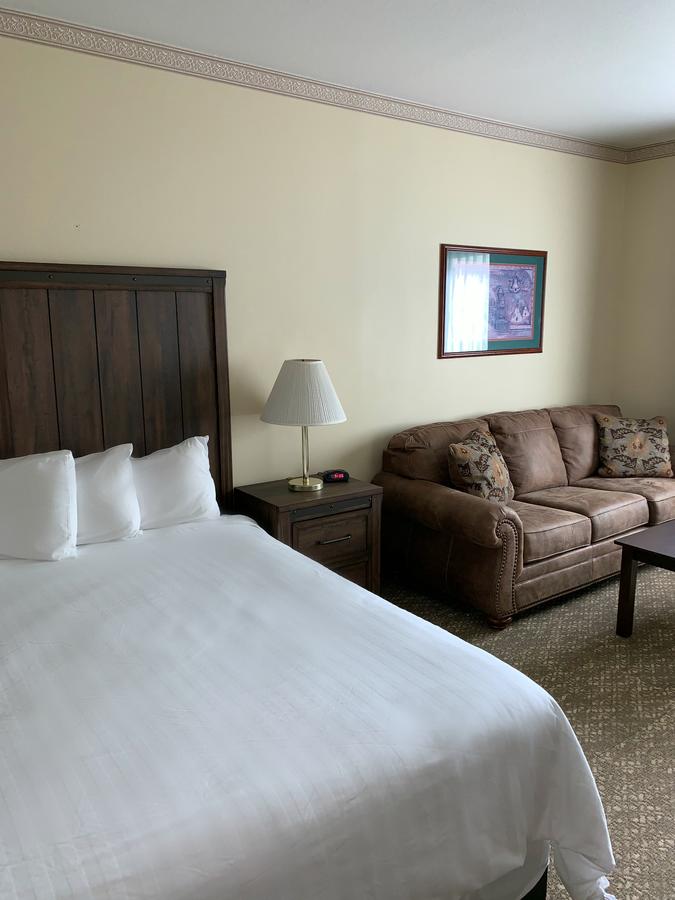 Yellowstone Lodge - thumb 11