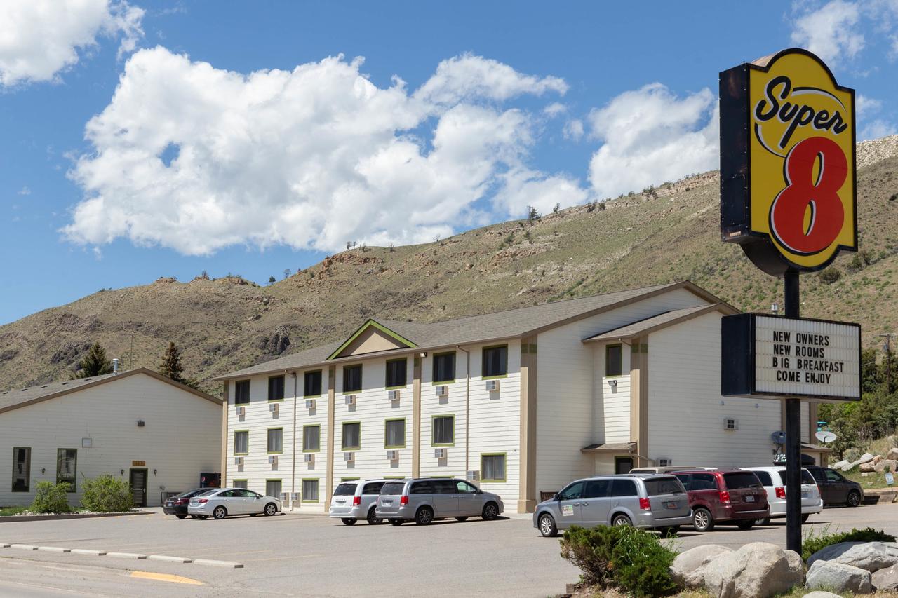 Super 8 By Wyndham Gardiner/Yellowstone Park Area - thumb 4