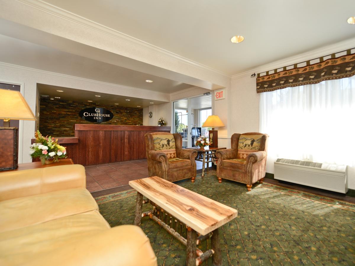 Clubhouse Inn - thumb 8