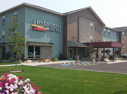 Ledgestone Hotel Billings