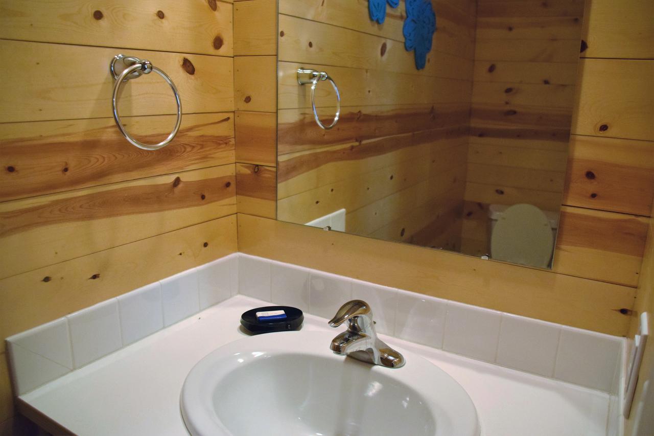 The Commons 101 - Three Bedroom Townhome - thumb 10