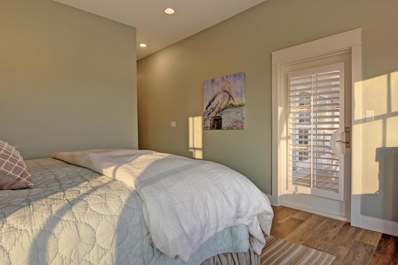 Cinnamon Shore- Seaside Dream 157 SE - thumb 20