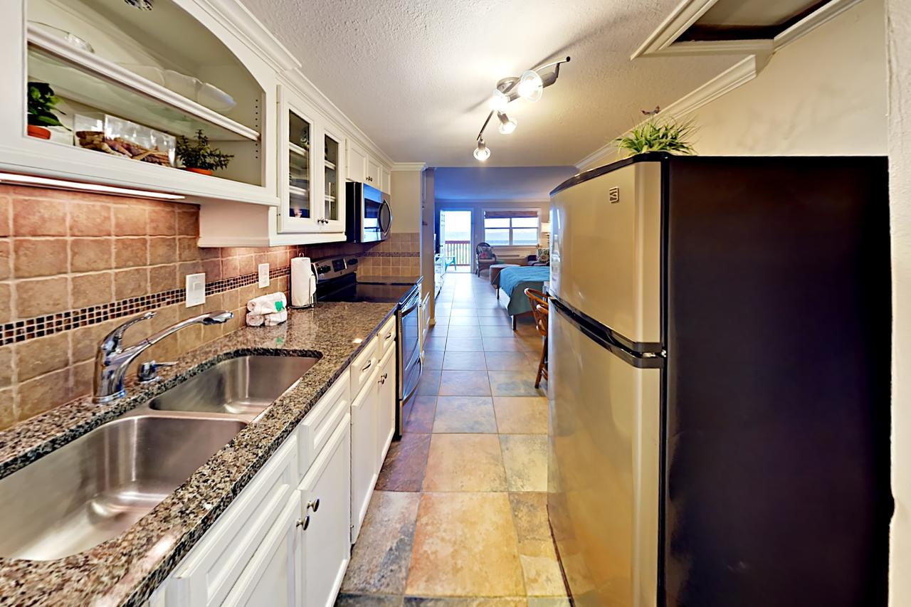 141 Sea Breeze - One Bedroom Condo - thumb 23