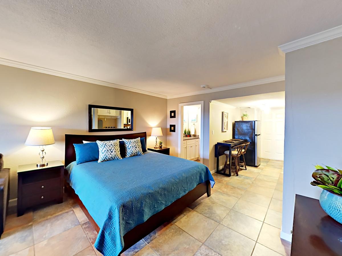 141 Sea Breeze - One Bedroom Condo - thumb 9
