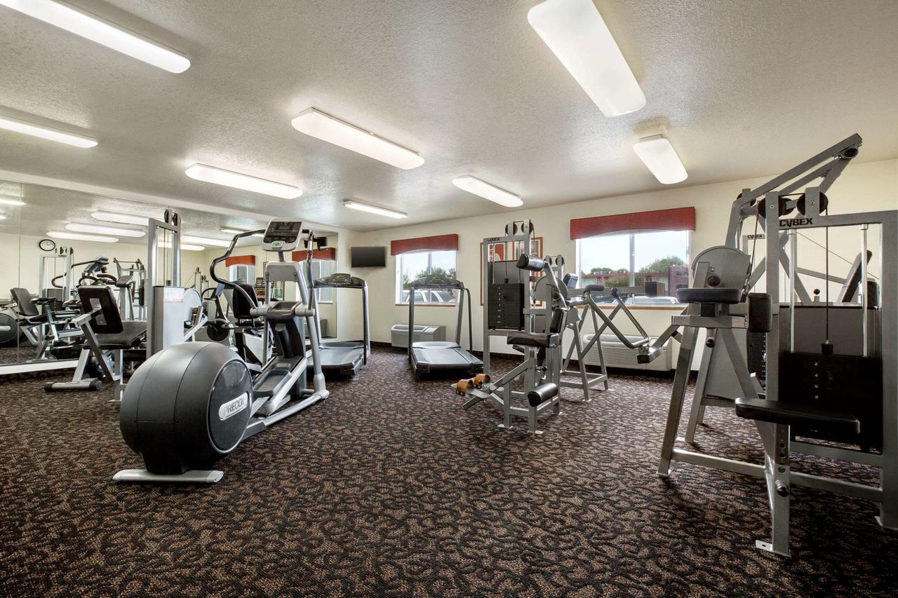 Baymont By Wyndham North Platte - thumb 30