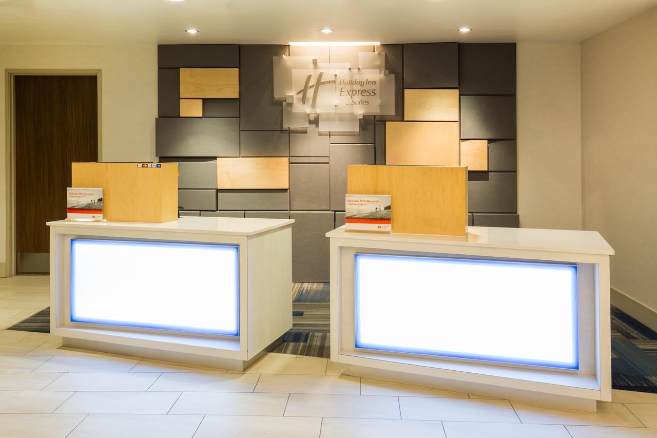 Holiday Inn Express & Suites Pahrump - thumb 22