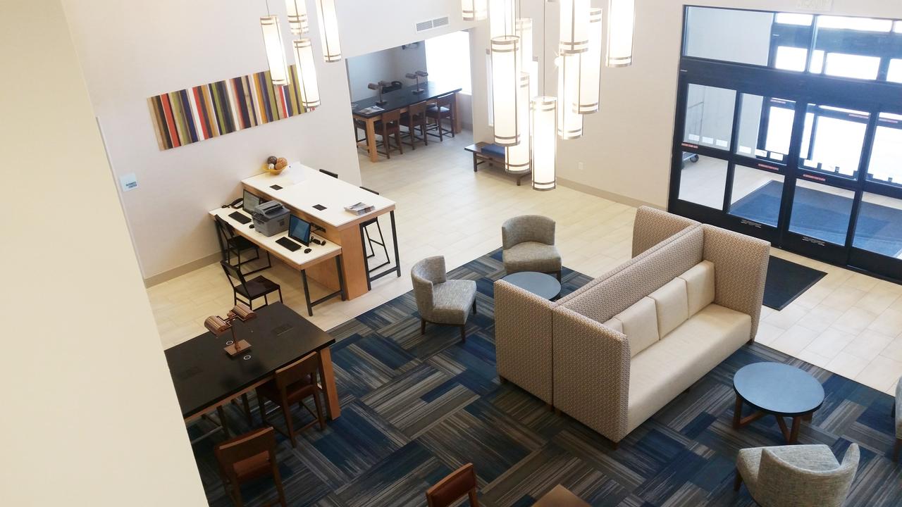 Holiday Inn Express & Suites Pahrump - thumb 9