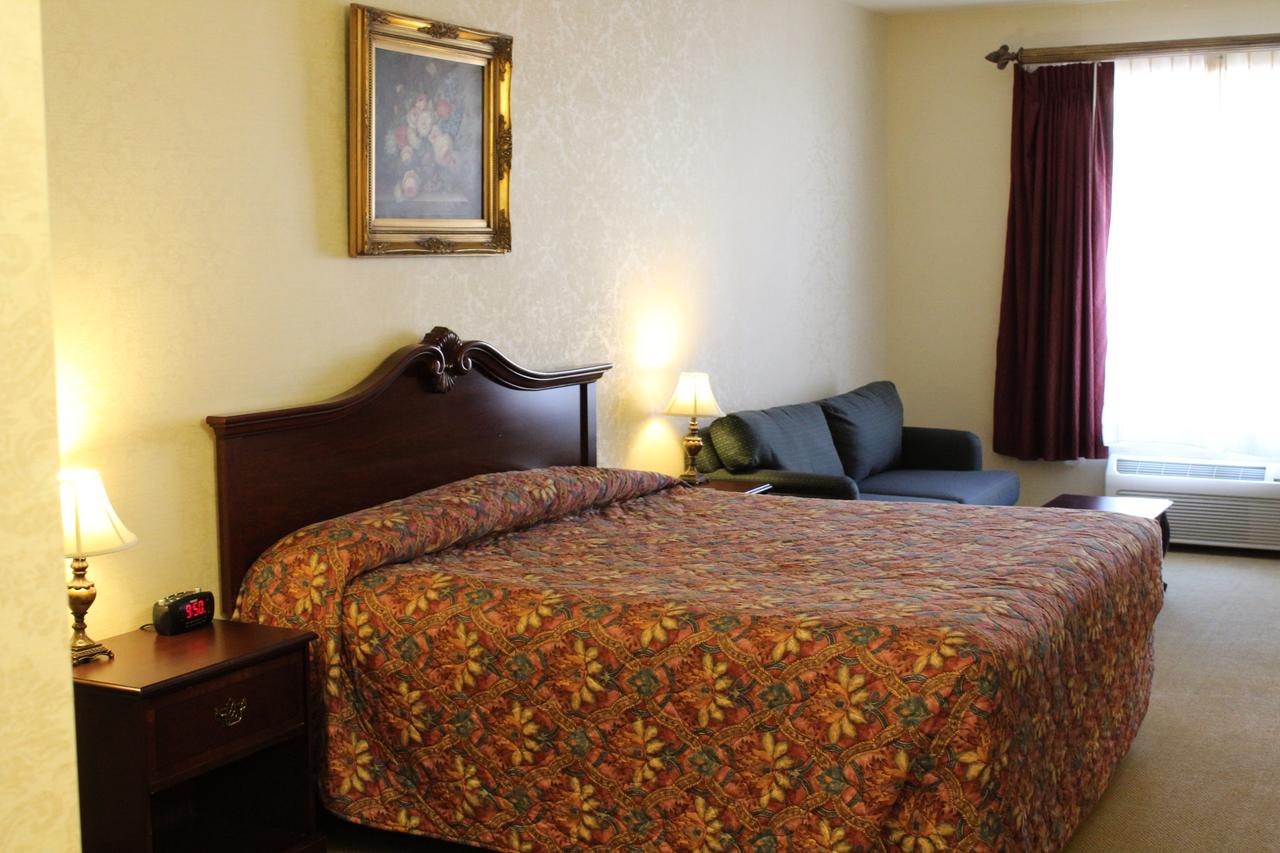 Silverland Inn & Suites - thumb 12