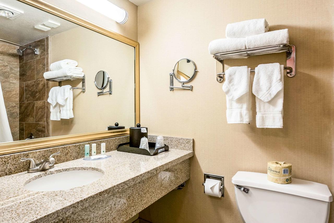 Quality Inn And Suites Reno - thumb 31