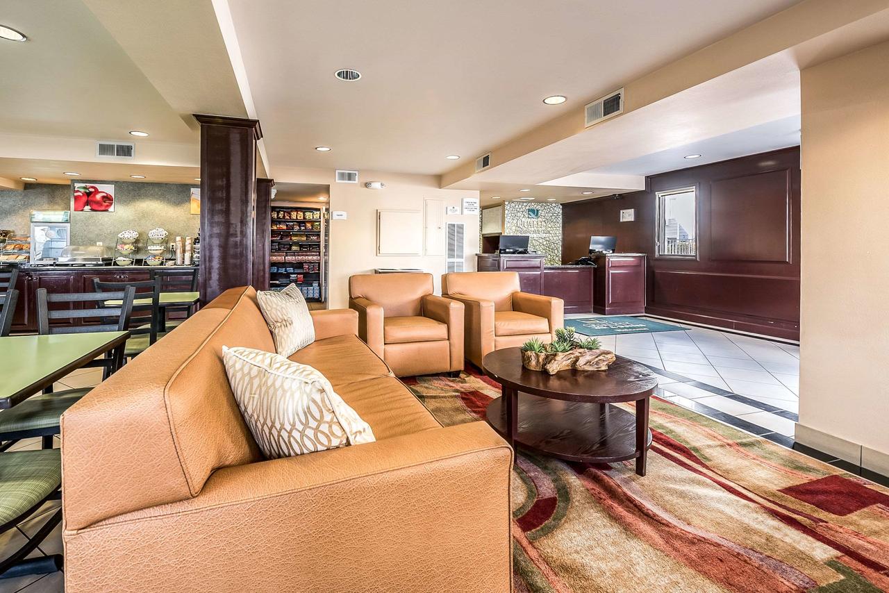 Quality Inn And Suites Reno - thumb 18