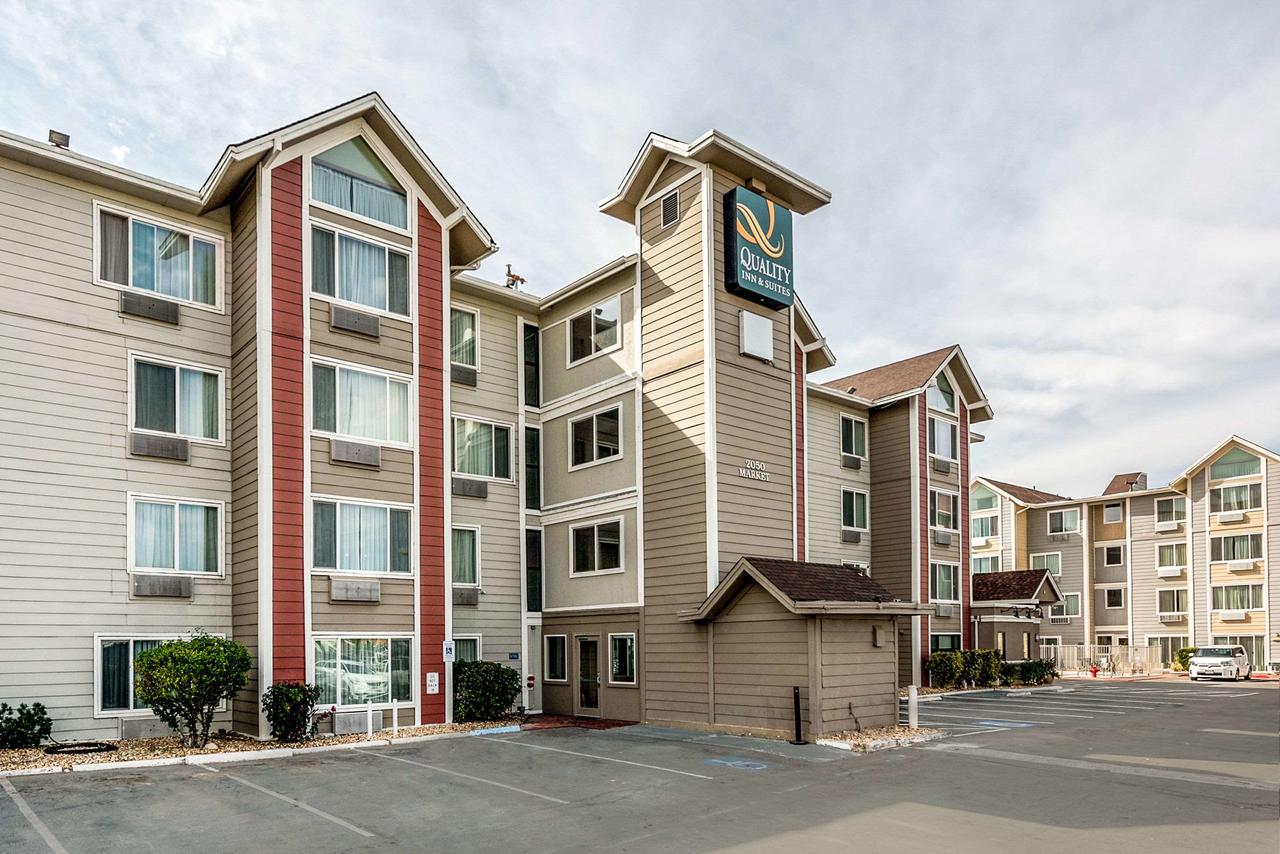 Quality Inn And Suites Reno - thumb 26