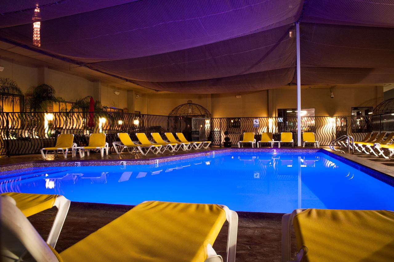 Jockey Club Suites - thumb 2