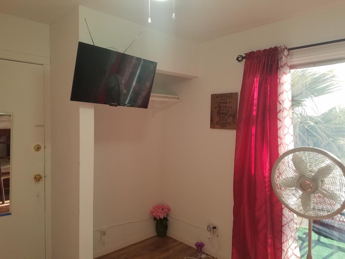 The Yellow Penthouse - thumb 36