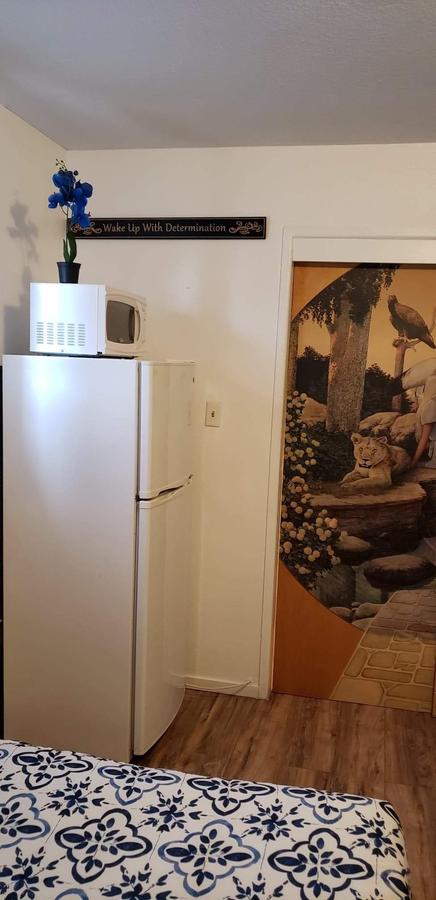 The Yellow Penthouse - thumb 19