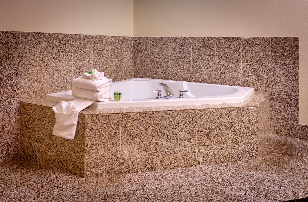 Holiday Inn Express & Suites Mesquite Nevada - thumb 34