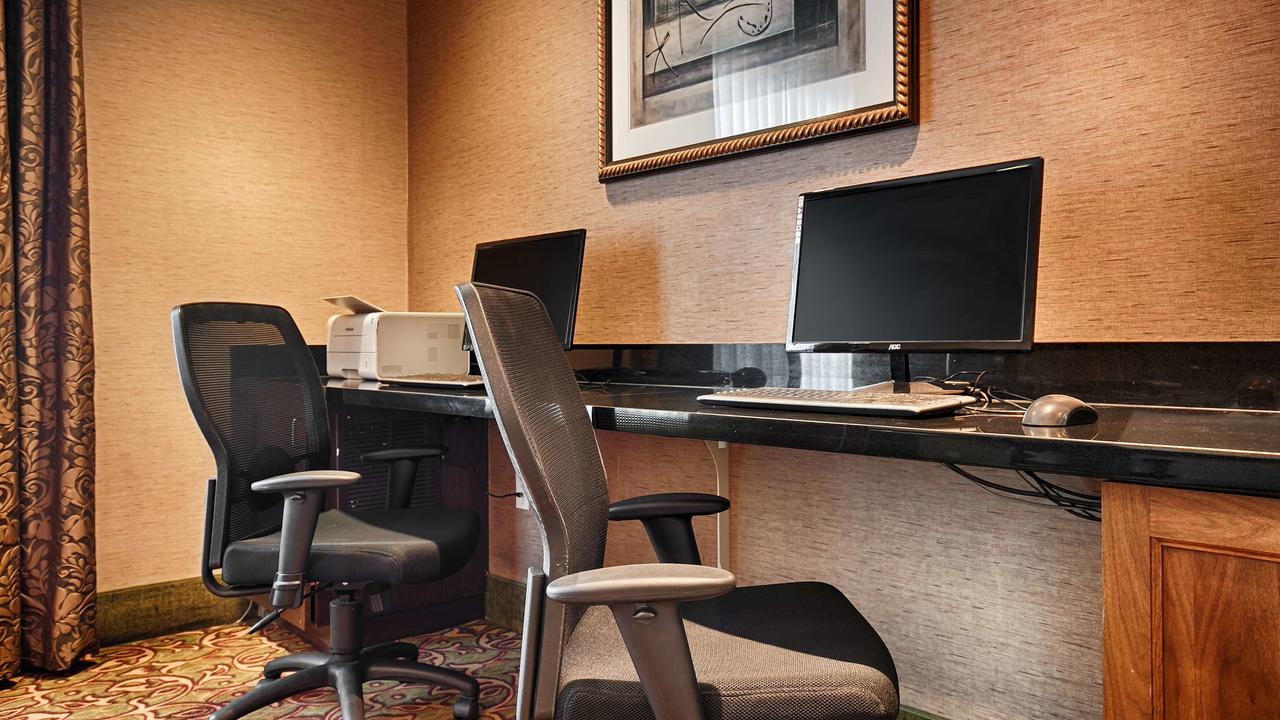 Best Western Plus Henderson Hotel - thumb 30