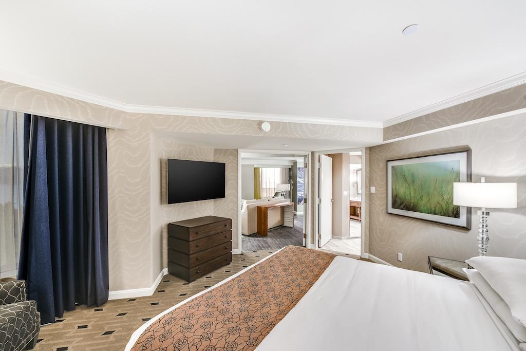 Harveys Lake Tahoe Hotel & Casino - thumb 3