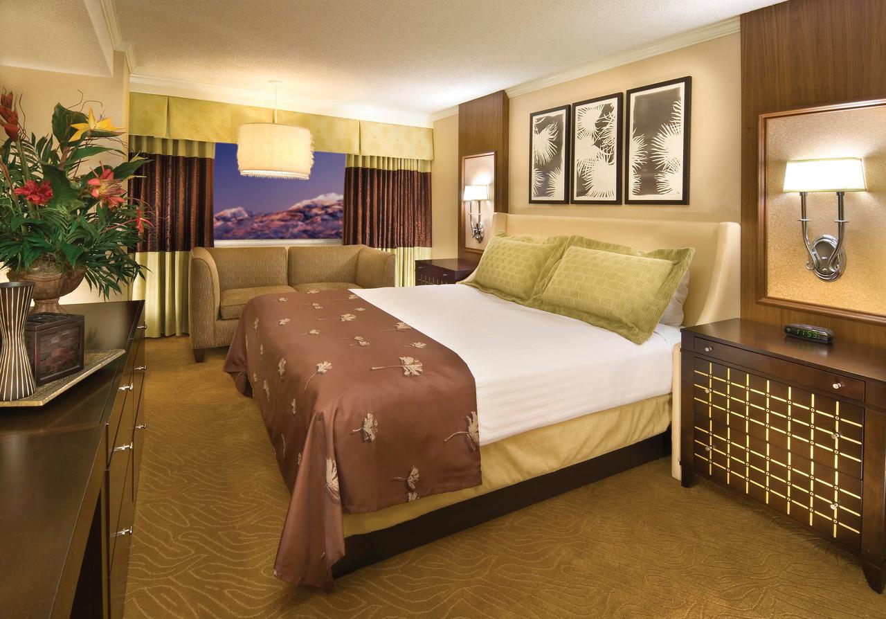 Harrah's Reno Hotel & Casino - thumb 2