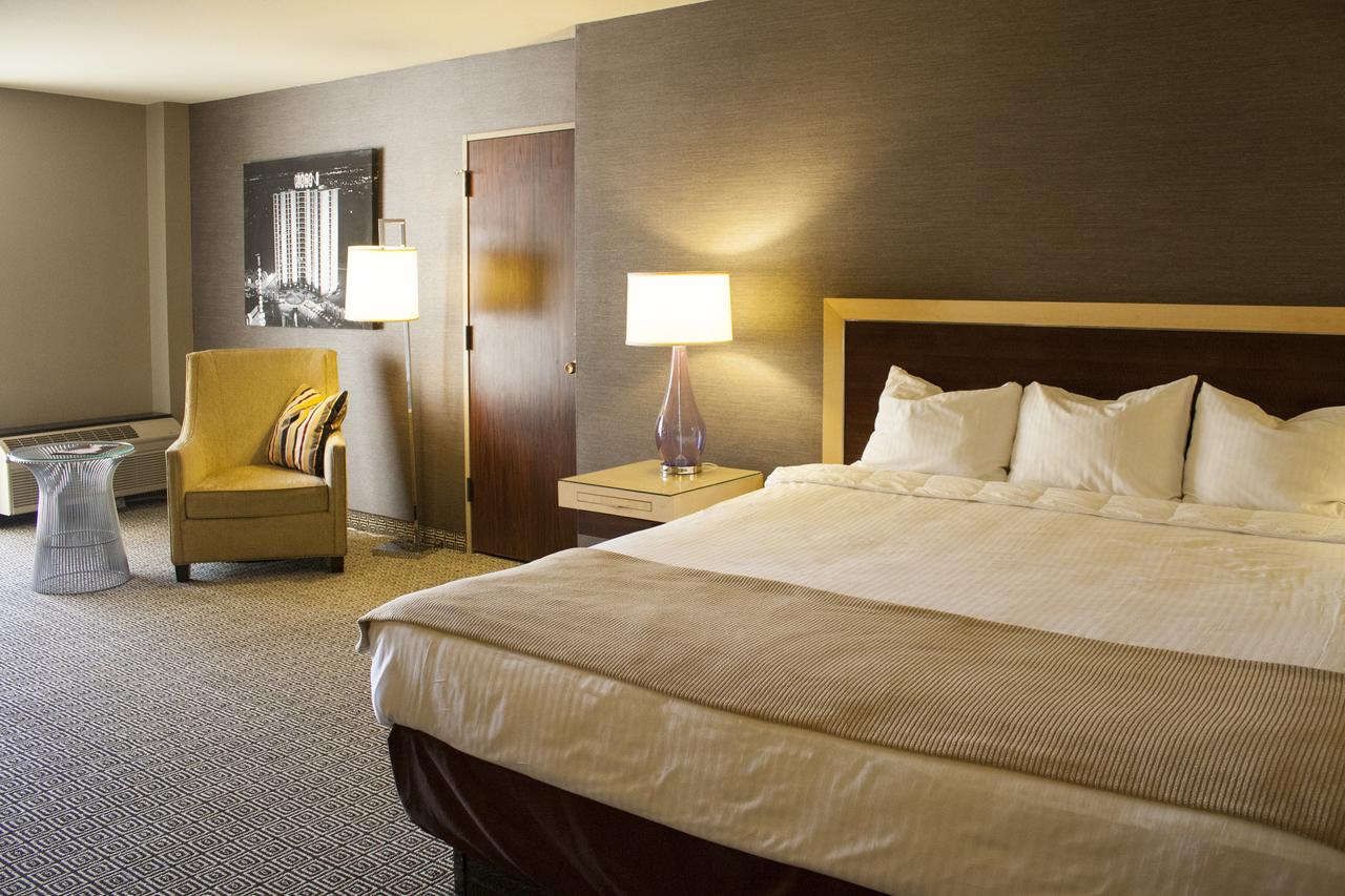 Plaza Hotel & Casino - thumb 23